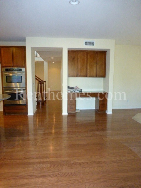 Foto del edificio - 10527 Stony Ridge Way