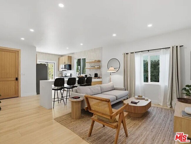 Foto del edificio - 3014 9th Ave