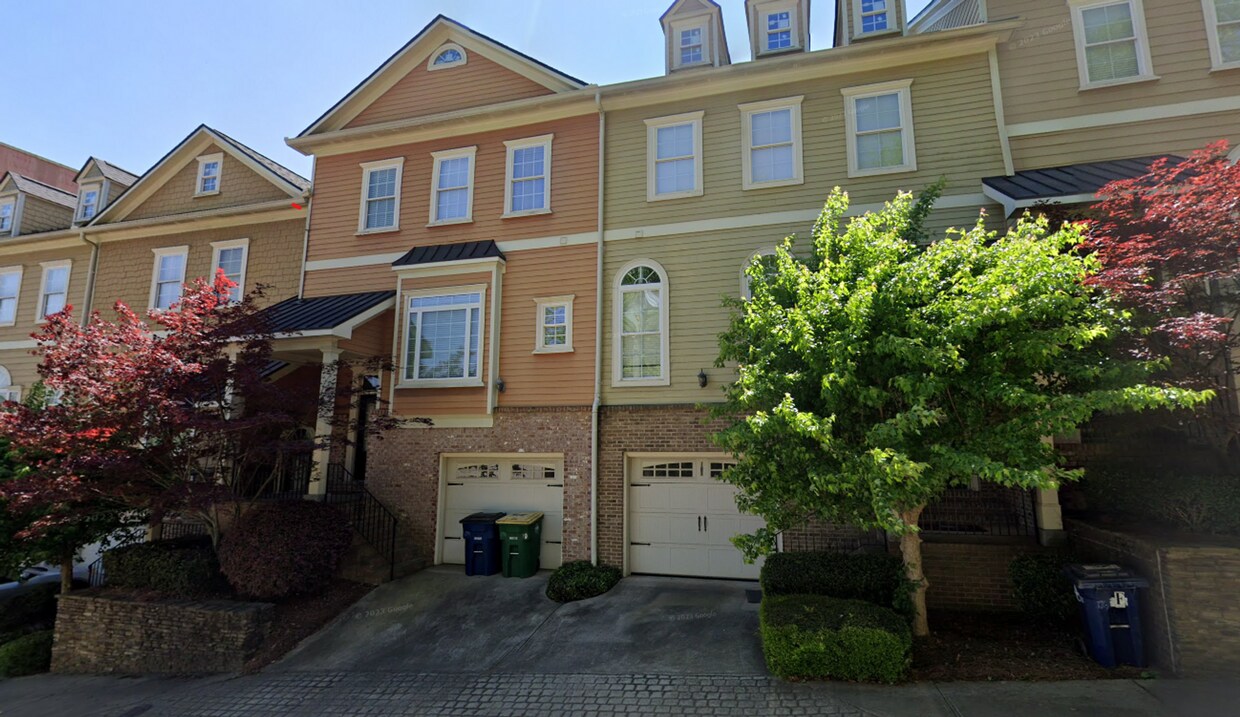 166 Mitchell St, Athens, GA 30605 Condo for Rent in Athens, GA