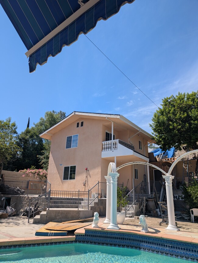 New Building - 20229 Lorenzana Dr