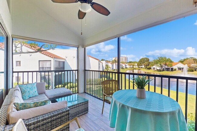 Foto del edificio - 655 Windsurf Ln