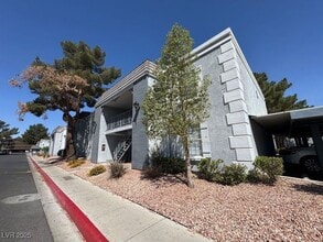 Building Photo - 3823 S Maryland Pkwy