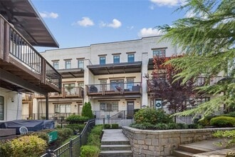 Building Photo - 1837 Brooks Dr NW