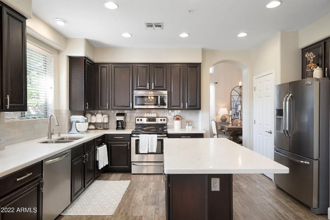 Building Photo - 7625 E San Fernando Dr