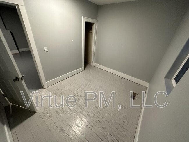 Building Photo - 1544 3rd St