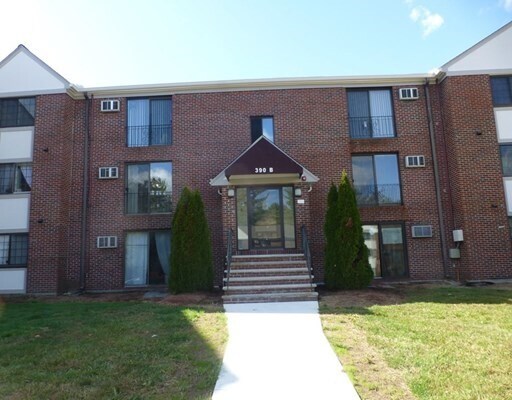 Foto del edificio - 390 Great Rd