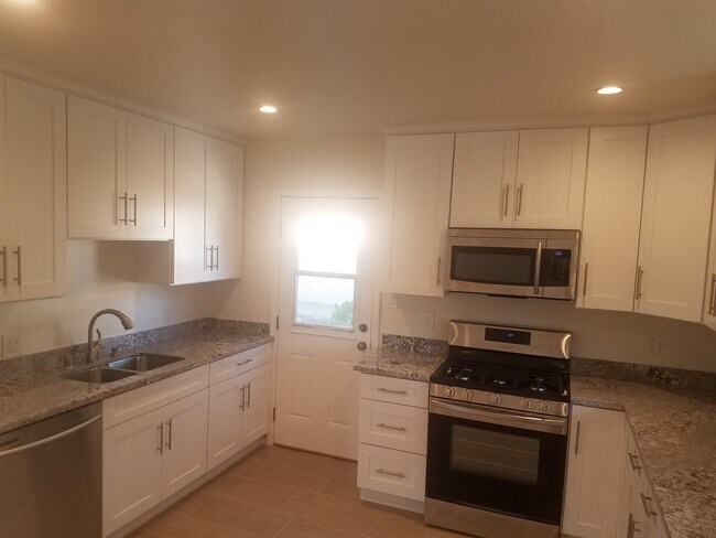 Foto del edificio - 2515 Foothill Blvd