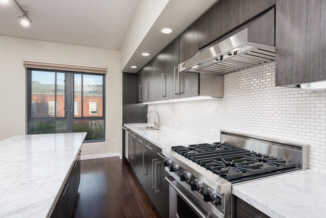 Foto del edificio - 2125 Bryant St