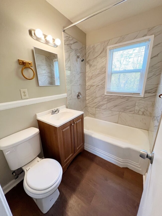 Foto del edificio - Charlotte St