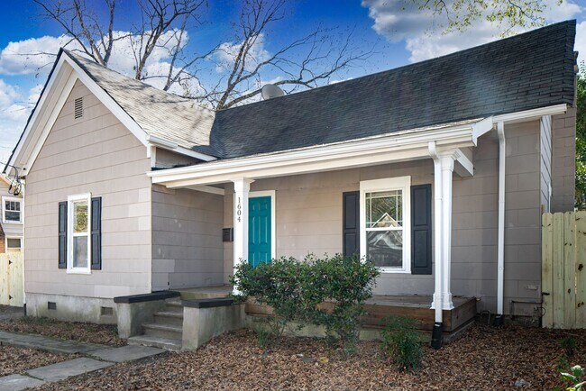 Foto del edificio - Renovated 2 Bed 1 Ba in Downtown Durham Wi...