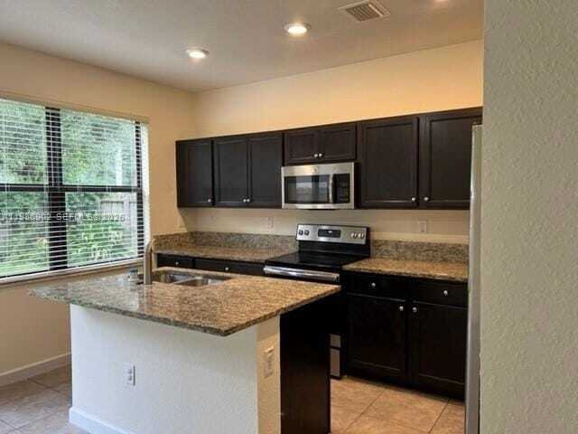 Foto del edificio - 144 NE 37th Terrace