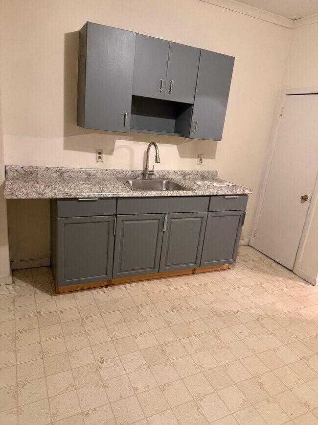 Foto del edificio - 1524 Meylert Ave