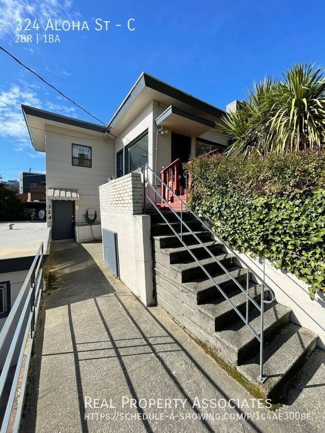 Photo - 324 Aloha St-C