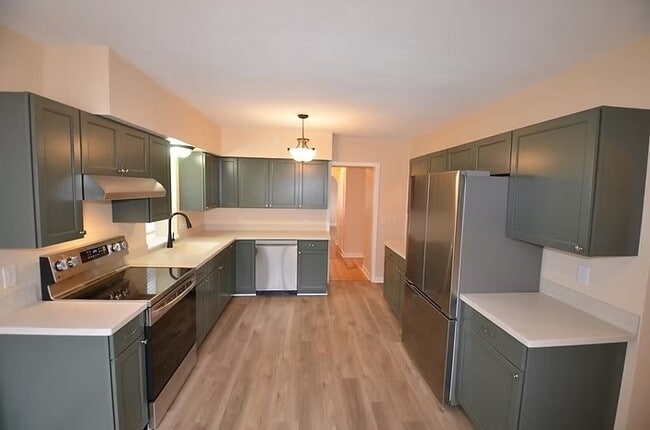 Cocina 2 - 119 S 4th St