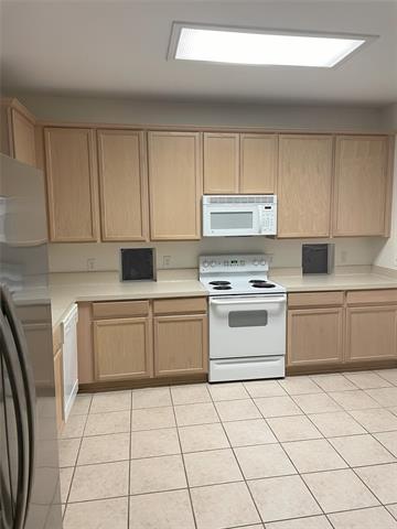 Building Photo - 11357 Pear Ridge Dr