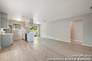 Foto del edificio - 2105 Darwin Dr