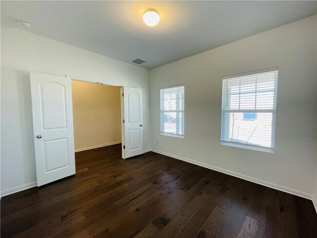 Building Photo - 2605 Bantry Rd