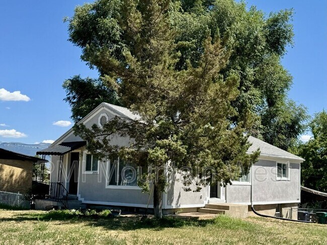 Foto del edificio - 2093 W 4400 S