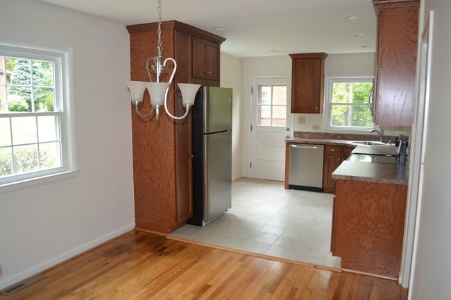 Photo - 100 Marion Ct House