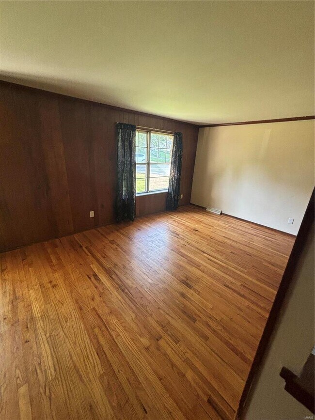Foto del edificio - 8908 Scottdale Ave