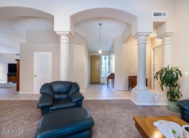 Building Photo - 6546 W Tonopah Dr