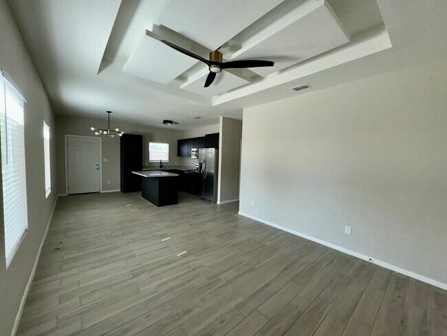 Building Photo - 5701 Swallow Ave