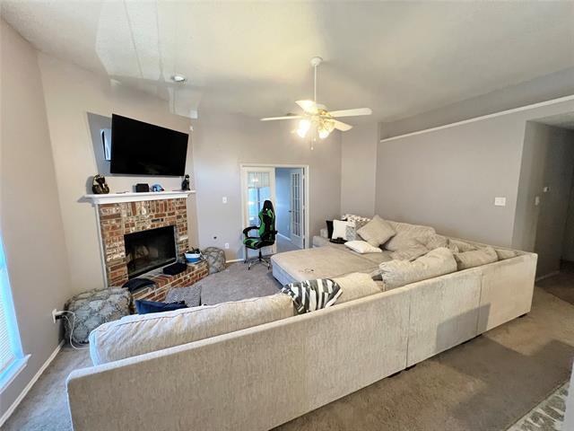 Foto del edificio - 112 Walnut Ln