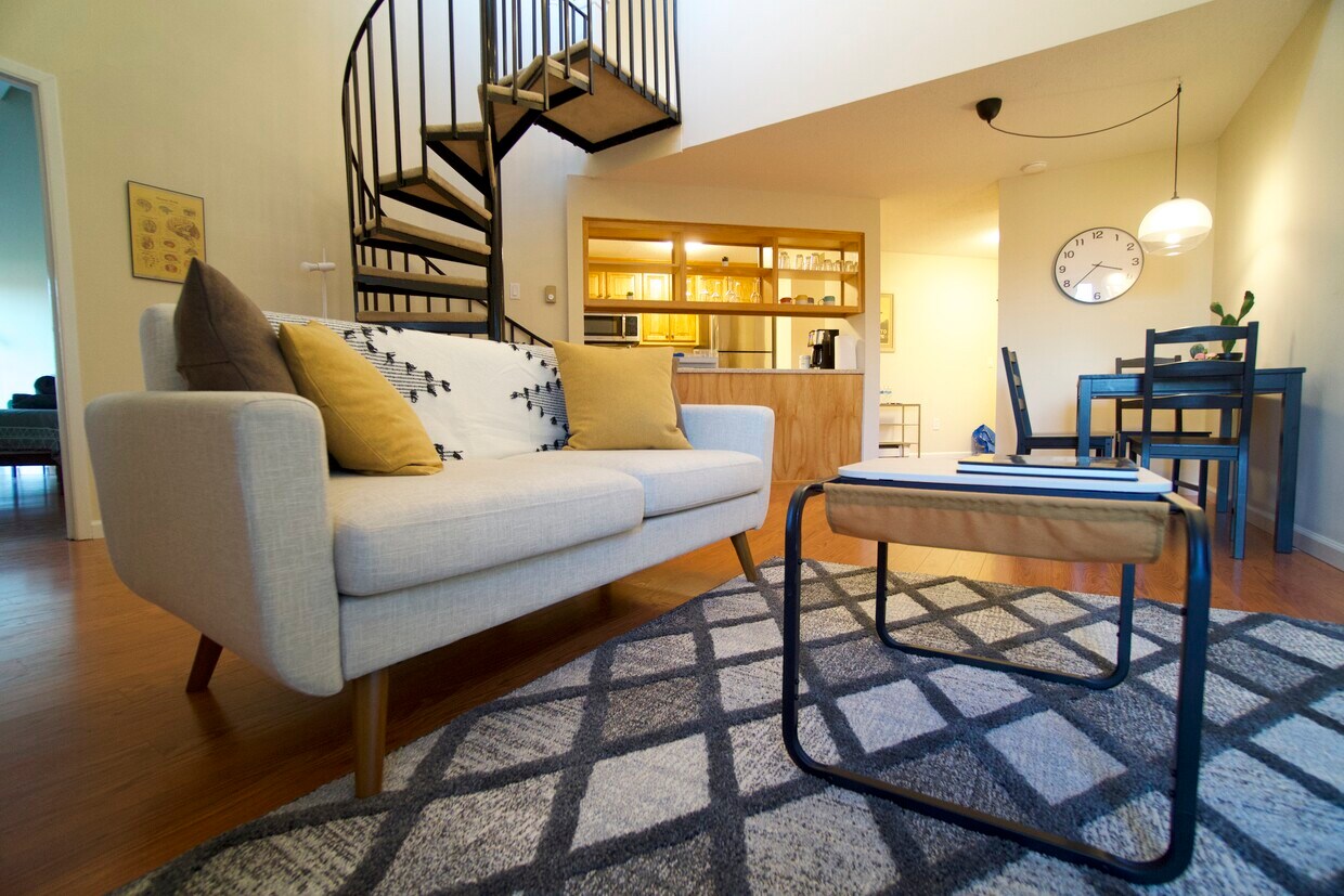 Living Room - 38 N Main St