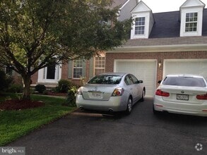 Building Photo - 12900 Tarragon Ct
