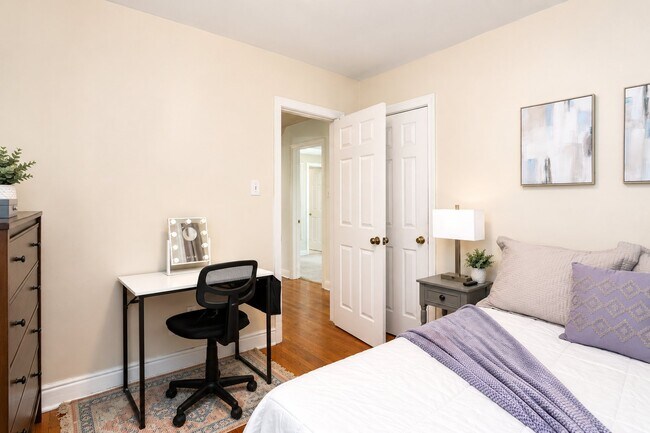 Foto del edificio - 2224 Kirby Rd