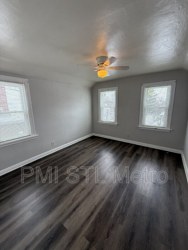 Foto del edificio - 2915 Ridgeway Ave