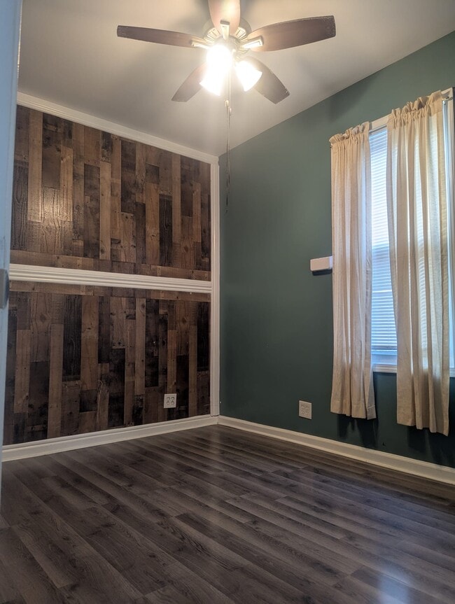 Habitación número 1 - 4616 S Spaulding Ave