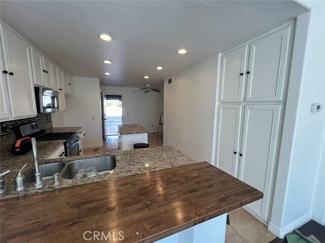 Building Photo - 2515 Pointe Coupee