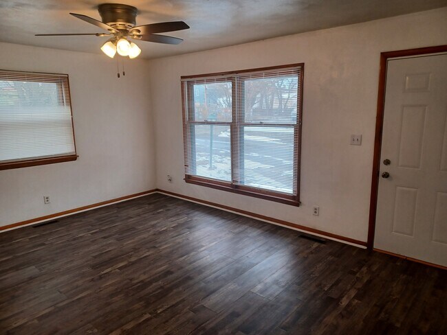 Foto del edificio - 321 Elder St