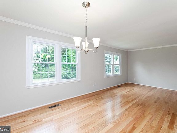 Building Photo - 5307 Greenough Pl