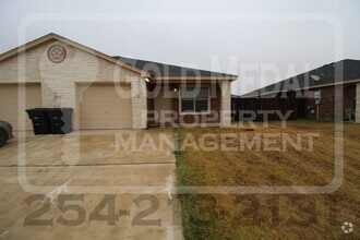 Building Photo - 4505 Cambridge Dr