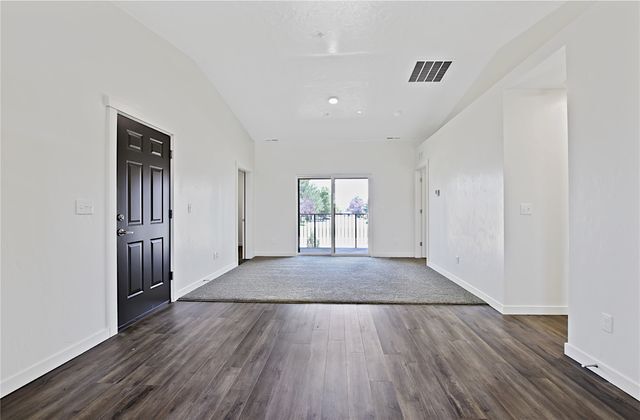 Primary Photo - MOVE IN READY!