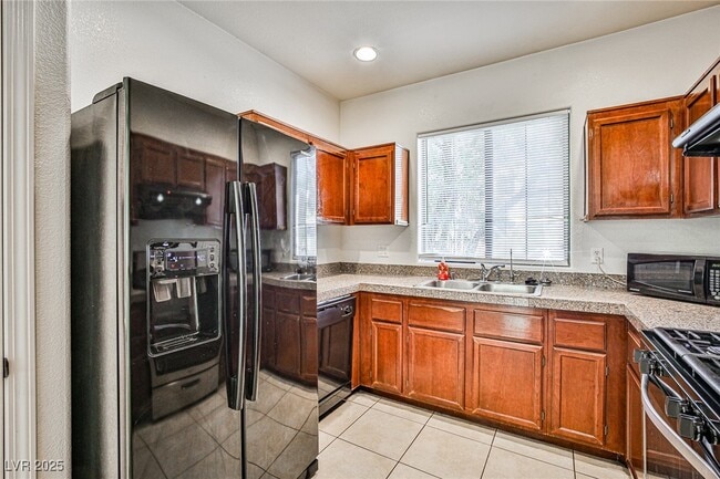 Building Photo - 4218 S Sugar Dr