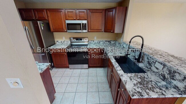 Foto del edificio - 3049 Westminster Dr