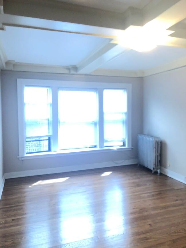 Sunny Living Room/Hardwood floors - 5457 S Cornell Ave