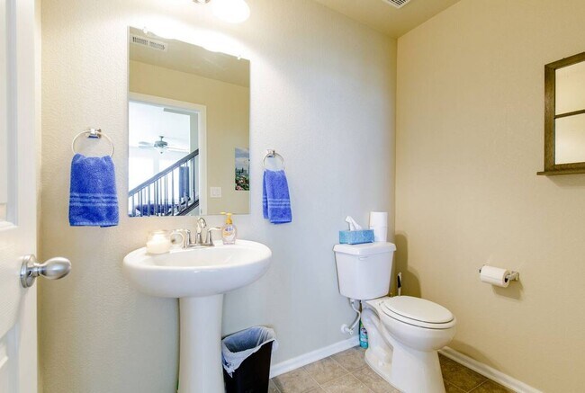 Powder Room 1 - 8983 Apache Plume Dr