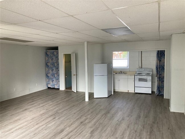 Building Photo - 3421 35th St N