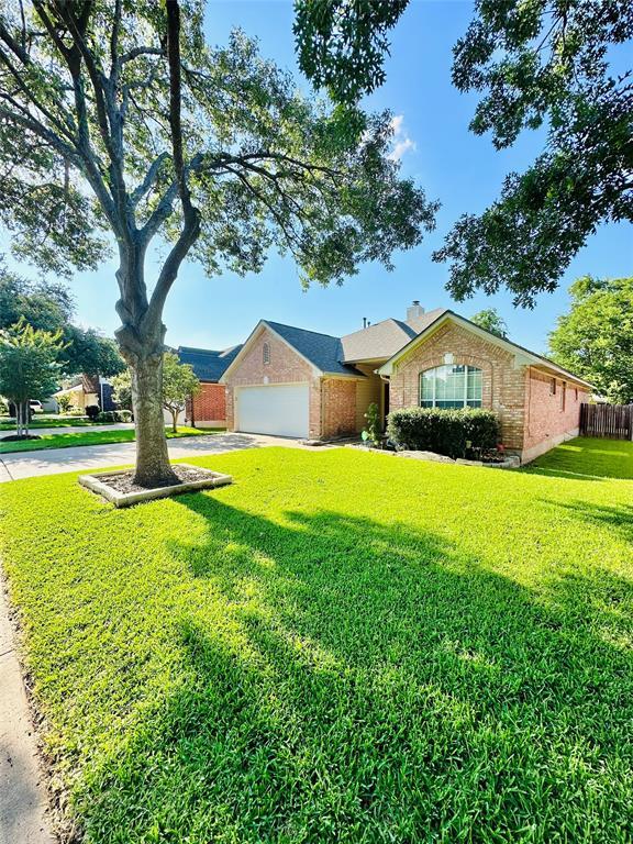 Foto del edificio - 8512 Hillrock Dr