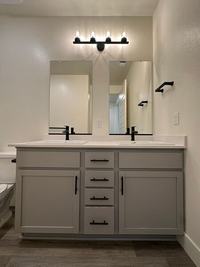 Building Photo - Newly built DR HORTON home Available Now!