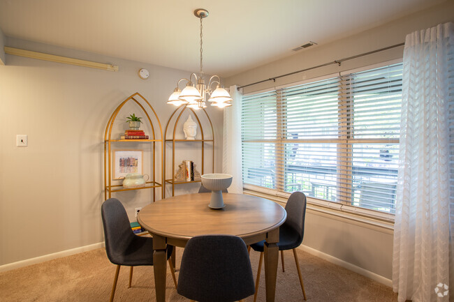 Dining Room - Village of Stoney Run