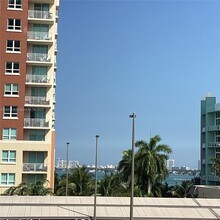Building Photo - 2001 Biscayne Blvd