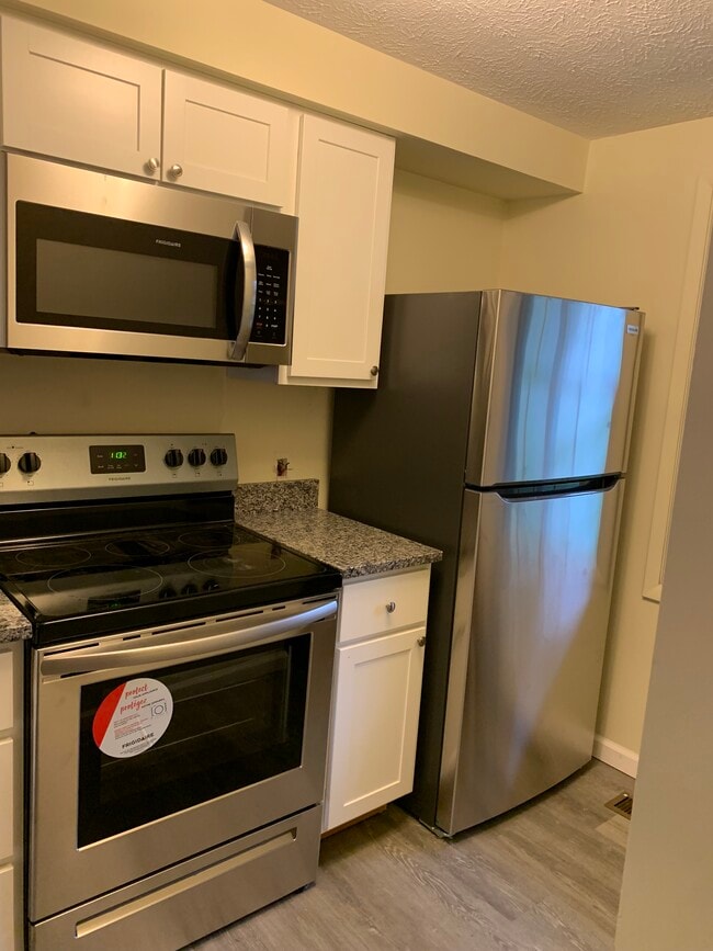 New Appliances - 3523 Washington Pike