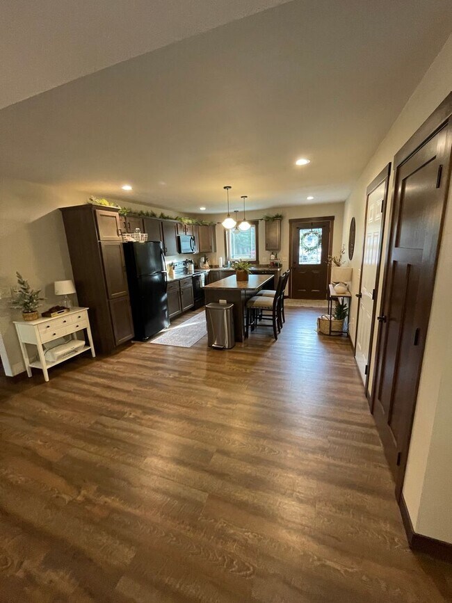 Foto del edificio - 122-124 Hickory Lane