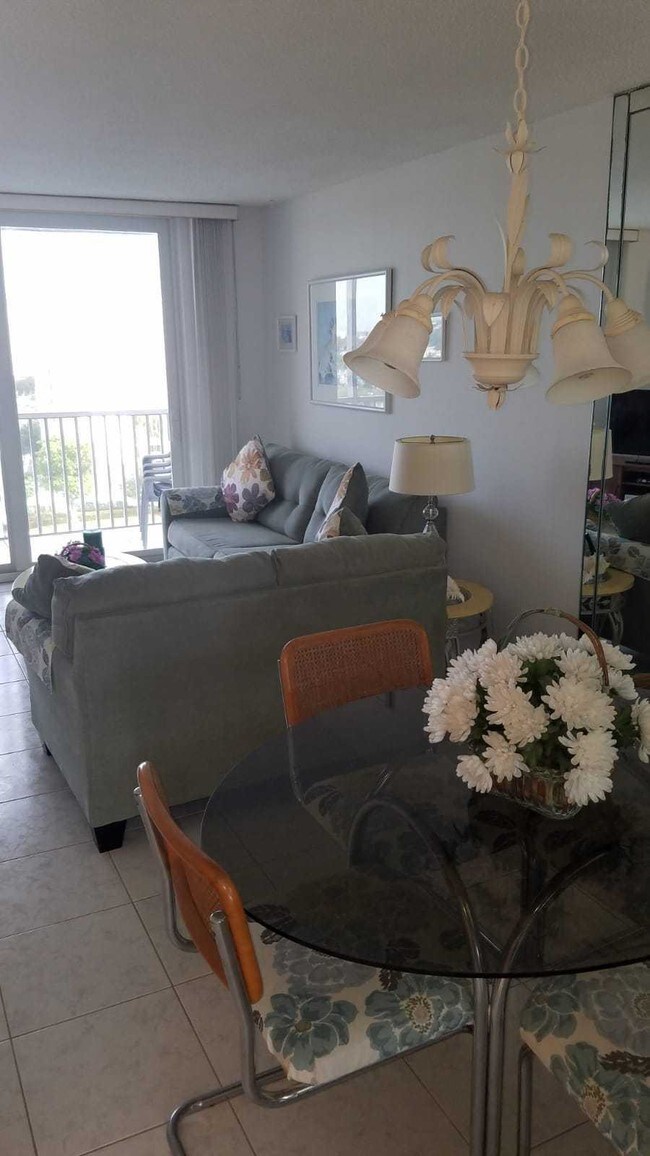 Foto del edificio - 1391 S Ocean Blvd