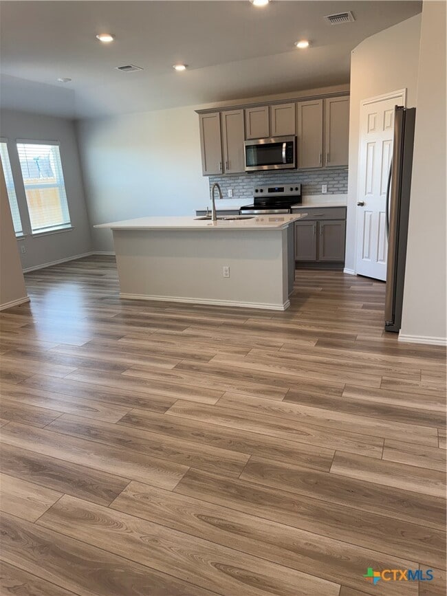 Building Photo - 7208 Veronica Ct